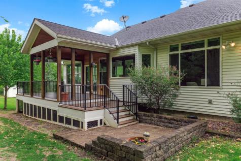 9655 Barton Trail Inver Grove Heights MN 55077