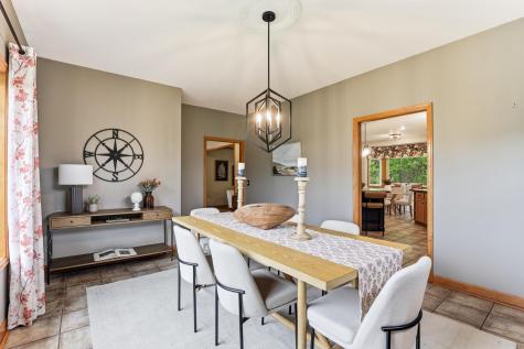 9655 Barton Trail Inver Grove Heights MN 55077