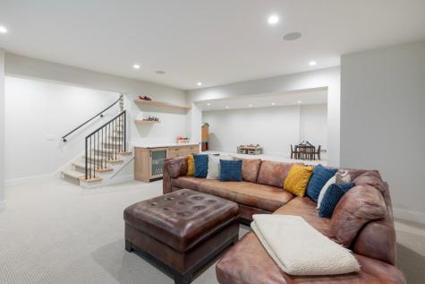 4889 E Lake Harriet Parkway Minneapolis MN 55419