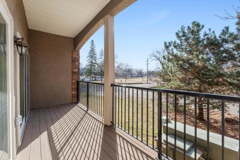 10806 S Shore Drive Plymouth MN 55441