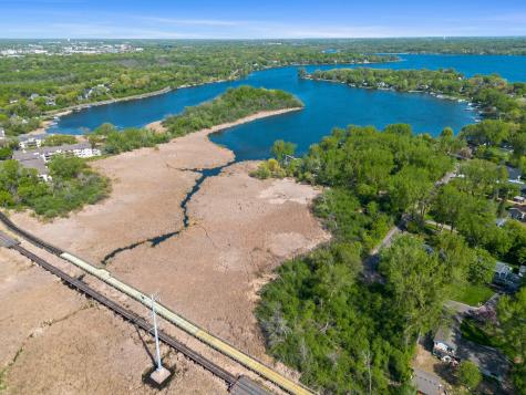 10806 S Shore Drive Plymouth MN 55441