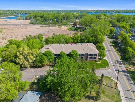 10806 S Shore Drive Plymouth MN 55441