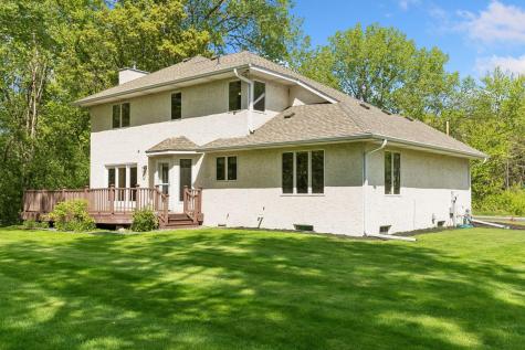 1933 Charlton Street West Saint Paul MN 55118