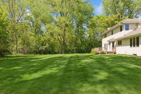 1933 Charlton Street West Saint Paul MN 55118