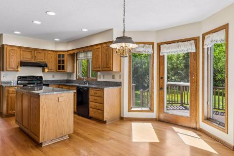1933 Charlton Street West Saint Paul MN 55118