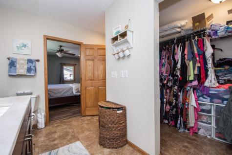 906 14th Street N Moorhead MN 56560