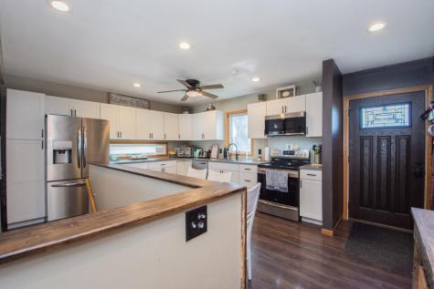 906 14th Street N Moorhead MN 56560