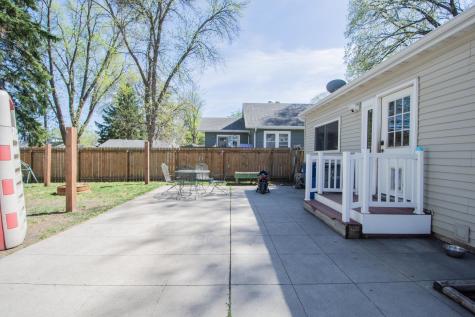 906 14th Street N Moorhead MN 56560