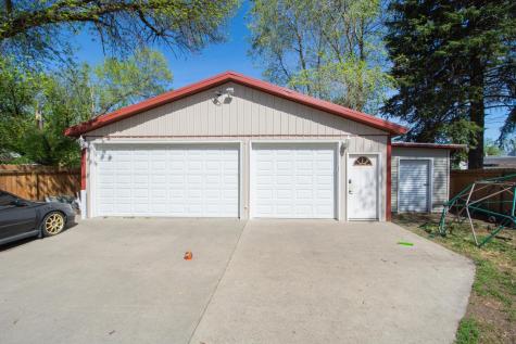 906 14th Street N Moorhead MN 56560