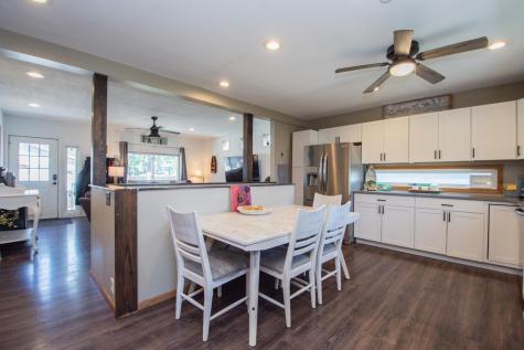 906 14th Street N Moorhead MN 56560
