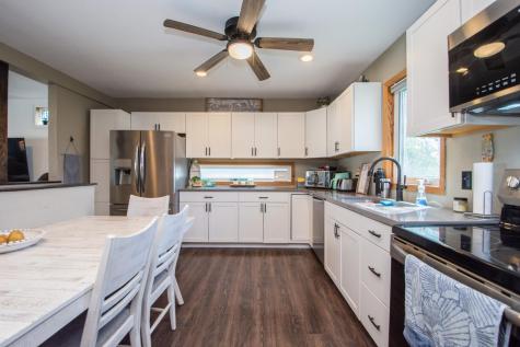 906 14th Street N Moorhead MN 56560