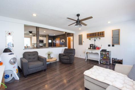 906 14th Street N Moorhead MN 56560