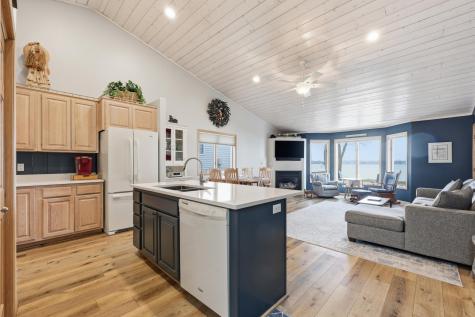 22752 Dunvilla Drive Pelican Rapids MN 56572