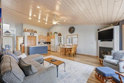 22752 Dunvilla Drive Pelican Rapids MN 56572