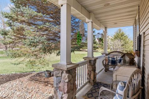 8819 Penrose Avenue S Hastings MN 55033