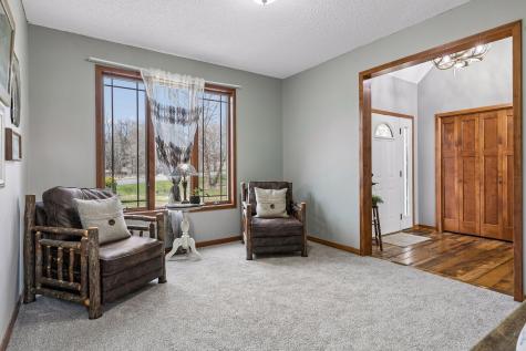 8819 Penrose Avenue S Hastings MN 55033