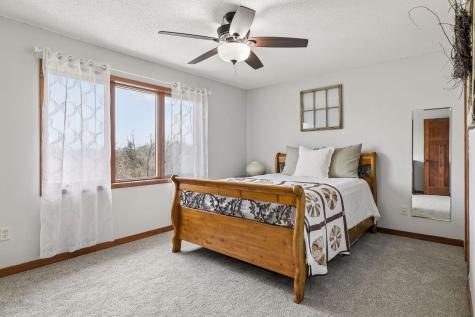 8819 Penrose Avenue S Hastings MN 55033