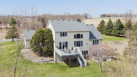 8819 Penrose Avenue S Hastings MN 55033