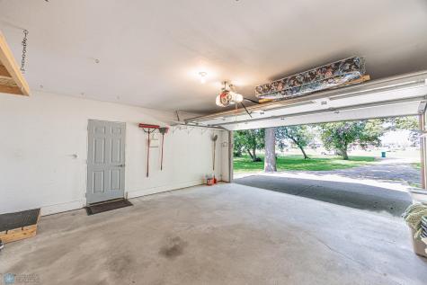 7622 Shadow Lane Horace ND 58047