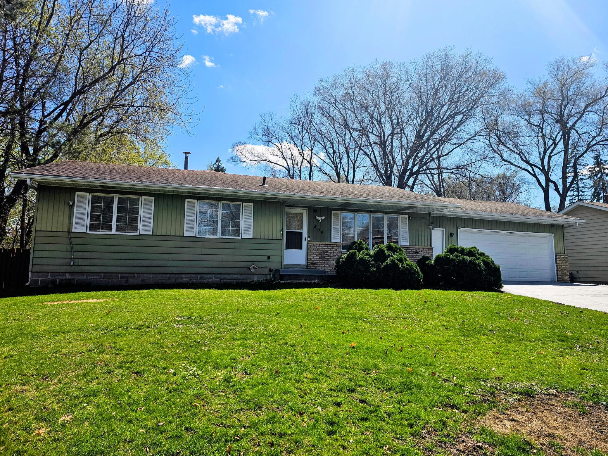 404 Stanley Street West Saint Paul MN 55118