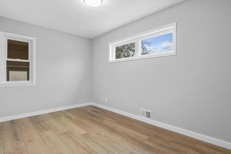 3439 Lee Avenue N Crystal MN 55422