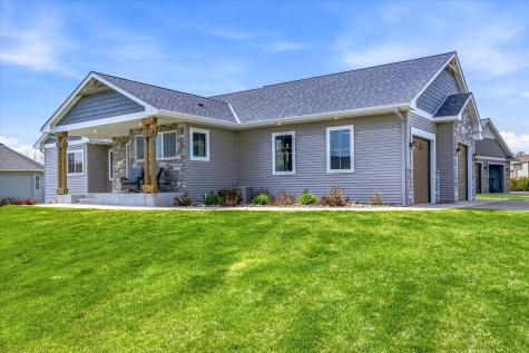 31722 Marshview Court Lindstrom MN 55045