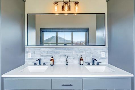 31722 Marshview Court Lindstrom MN 55045
