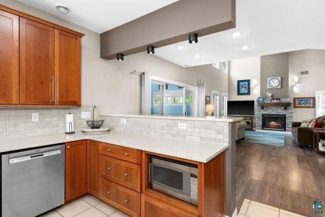 207 S 2nd Avenue Proctor MN 55810