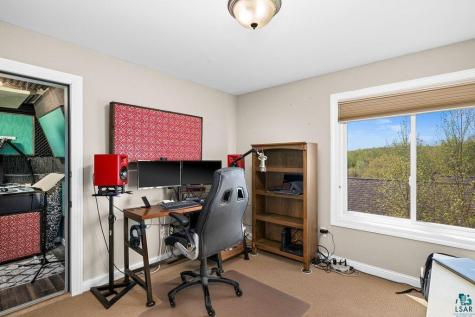 207 S 2nd Avenue Proctor MN 55810