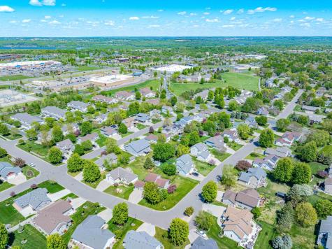 1874 Tierney Drive Hastings MN 55033