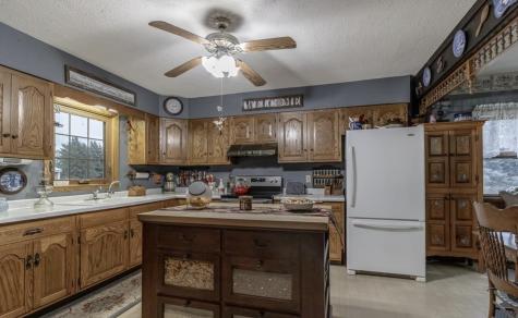 84777 State Highway 60 Madelia MN 56062