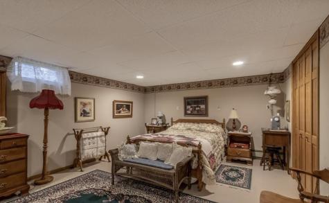 84777 State Highway 60 Madelia MN 56062