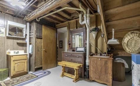 84777 State Highway 60 Madelia MN 56062