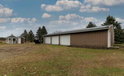 84777 State Highway 60 Madelia MN 56062