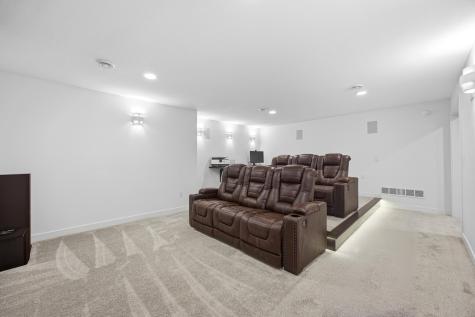 3282 47th Avenue S Fargo ND 58104