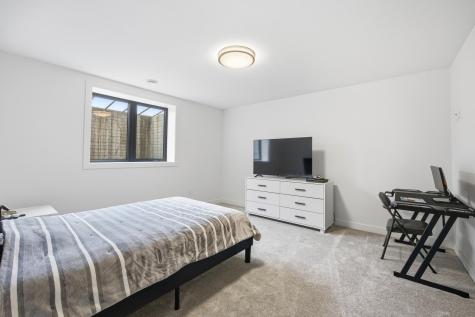 3282 47th Avenue S Fargo ND 58104