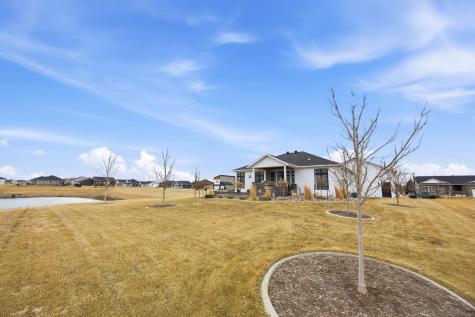 3282 47th Avenue S Fargo ND 58104