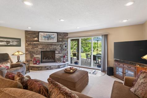 4897 142nd Lane NW Anoka MN 55303