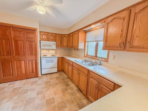 2411 Kenwood Drive SW Willmar MN 56201
