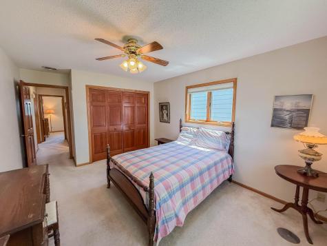 2411 Kenwood Drive SW Willmar MN 56201