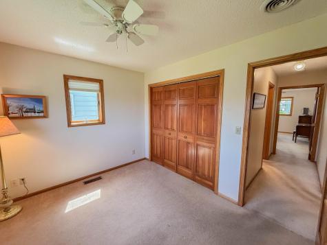 2411 Kenwood Drive SW Willmar MN 56201