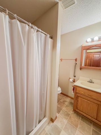 2411 Kenwood Drive SW Willmar MN 56201