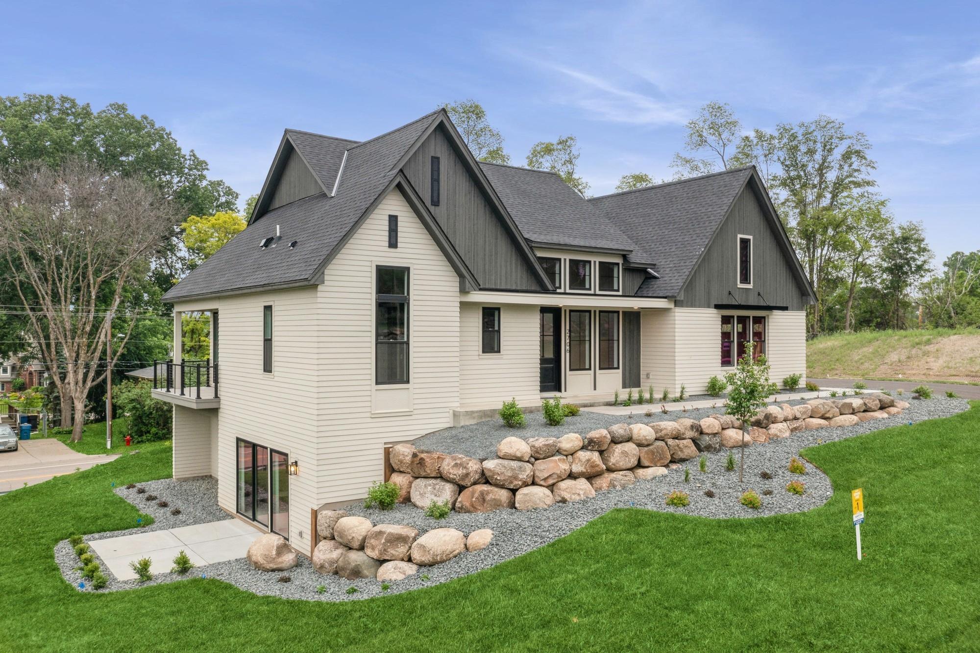 2706 Lakeview Court Little Canada MN 55117