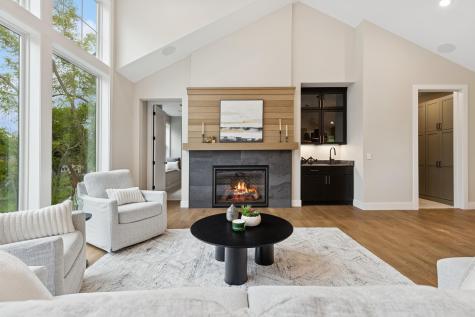 2706 Lakeview Court Little Canada MN 55117