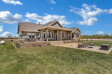 15599 138th Avenue NE Spicer MN 56288
