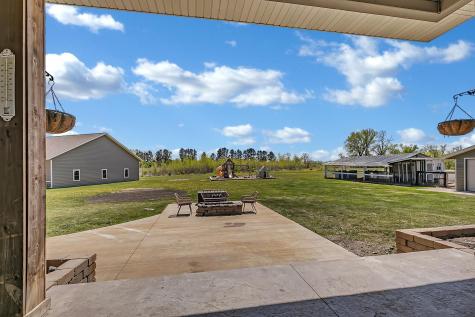 15599 138th Avenue NE Spicer MN 56288