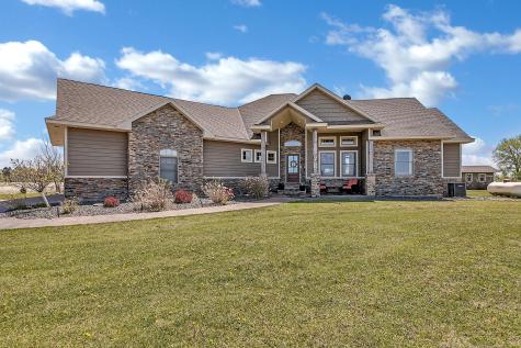 15599 138th Avenue NE Spicer MN 56288