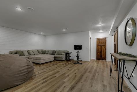 15599 138th Avenue NE Spicer MN 56288