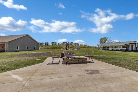 15599 138th Avenue NE Spicer MN 56288