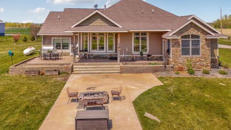 15599 138th Avenue NE Spicer MN 56288